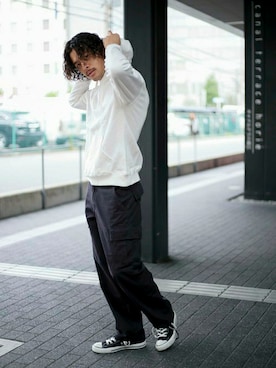 「Denime（ドゥニーム）のアイテム（トップス）」を使った、DenimeWebStoreさん（メンズ・173cm）の秋コーディネート