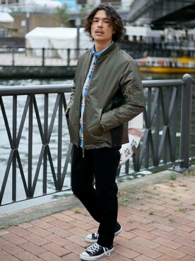 「ネルシャツ」｜「アイテム（MA-1）」を使った、DenimeWebStoreさん（メンズ・173cm）の秋コーディネート