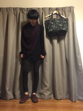 「JULIUS（ユリウス）のアイテム（シャツ/ブラウス、ブラック系）」を使った、nさん（メンズ）の秋コーディネート