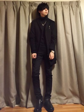 「UNIQLO（ユニクロ）のアイテム（チェスターコート、ブラック系）」を使った、nさん（メンズ）の冬コーディネート