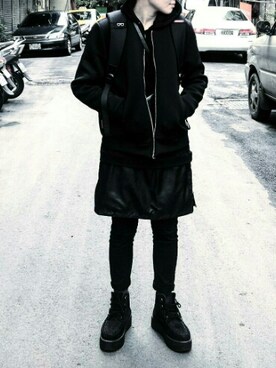 Realさんのコーディネート