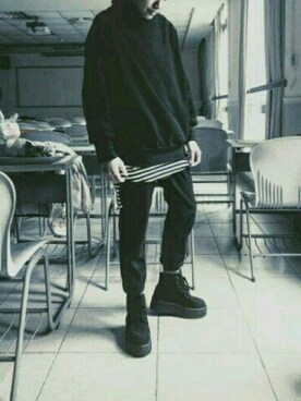 Realさんのコーディネート