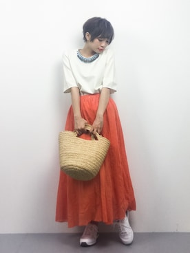 「STRAWBERRY-FIELDS（ストロベリーフィールズ）のアイテム（Tシャツ/カットソー）」を使った、おりこさん（レディース・155cm）の夏コーディネート