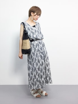 「TOPKAPI（トプカピ）のアイテム（かごバッグ）」を使った、おりこさん（レディース・155cm）の夏コーディネート