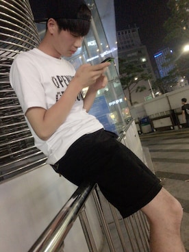 「iFace（アイフェイス）のアイテム（財布/小物）」を使った、RYOTANさん（メンズ・183cm）の夏コーディネート