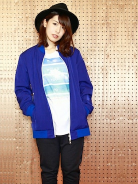 「スラックスパンツ」｜「アイテム（ブルゾン）」を使った、MEG BIDさん（レディース・160cm）の冬コーディネート