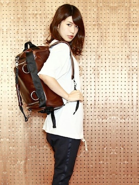 MEG BIDさんのコーディネート