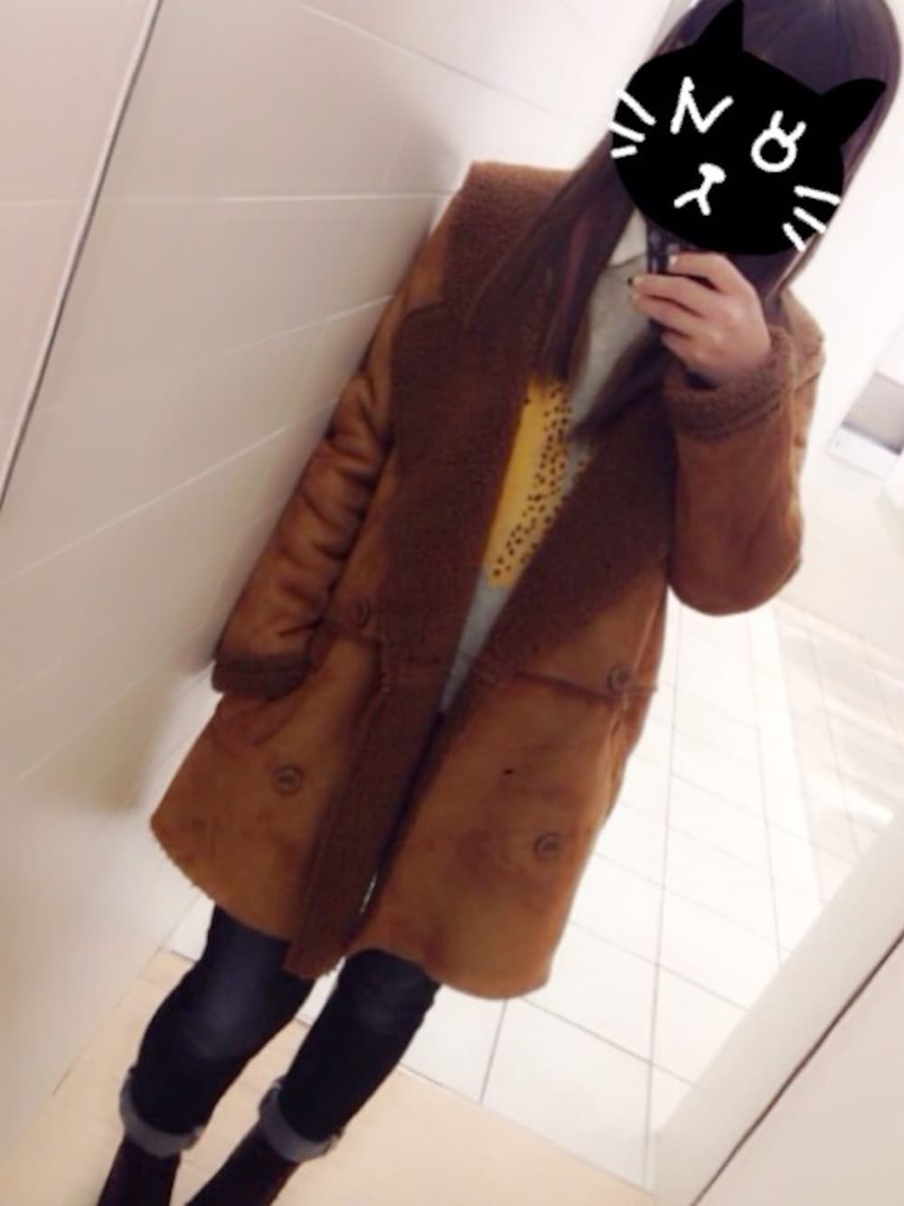 「ムートンコート、ISBIT、thpry+color、moussy」｜「ISBITのアイテム（ムートンコート、ブラウン系）」を使った、モアンヌ♩｡*✡さん（レディース・154cm）の冬コーディネートの1枚目の写真
