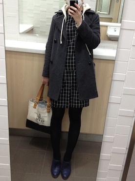 「黒ワンピ」｜「アイテム（その他アウター）」を使った、naomiさん（レディース・163cm）の冬コーディネート