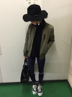 「MOUSSY（マウジー）の2WAY LEATHER BELT HAT（ハット、ブラック系）」を使った、12anna23さん（レディース・158cm）の冬コーディネート