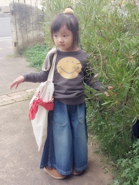 「ニコちゃん」｜「アイテム（スウェット）」を使った、yuno*tsuさん（キッズ・100cm）の秋コーディネート
