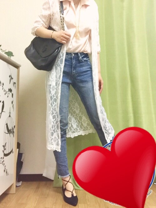 Yuka Ikeda is wearing OZOC "アンクル丈スキニーデニムパンツ"