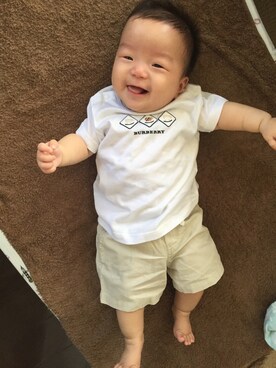 「BURBERRY（バーバリー）のアイテム（Tシャツ/カットソー、ホワイト系）」を使った、tan-chioさん（レディース）の秋コーディネート