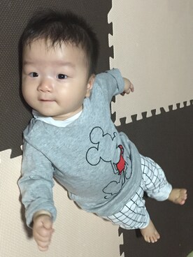 「UNIQLO（ユニクロ）のアイテム（Tシャツ/カットソー、グレー系）」を使った、tan-chioさん（レディース）の秋コーディネート