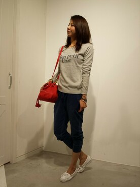 「ロゴニット」｜「アイテム（モカシン/デッキシューズ）」を使った、miyoさん（レディース・164cm）の冬コーディネート