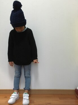 「OLD NAVY（オールドネイビー）のアイテム（ニット/セーター、ブラック系）」を使った、⭐️YU⭐️さん（キッズ・131cm）の秋コーディネート