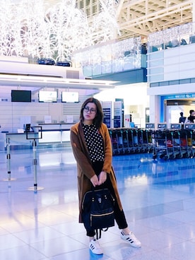 「travel」｜「アイテム（スラックス）」を使った、Daphne Choさん（レディース・161cm）の冬コーディネート