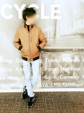 「BEAMS HEART（ビームスハート）のアイテム（ブルゾン、ブラウン系）」を使った、イツキさん（メンズ・176cm）の冬コーディネート