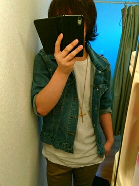 「FUGA（フーガ）のアイテム（アクセサリー）」を使った、TADATOSHIさん（メンズ・171cm）の秋コーディネート