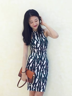 「lady」｜「アイテム（ワンピース/ドレス）」を使った、我是石露露さん（レディース・176cm）の秋コーディネート