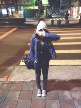 「NET（ネット）のアイテム（Tシャツ/カットソー、ブラック系）」を使った、vivianaさん（レディース・162cm）の秋コーディネート