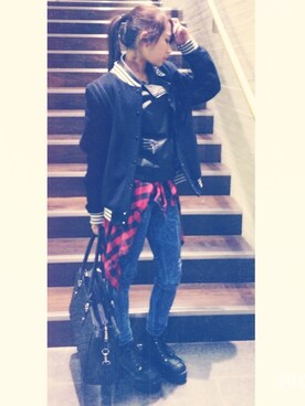 Rayna Khinさんのコーディネート