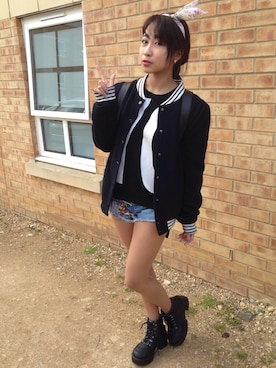 Rayna Khinさんのコーディネート