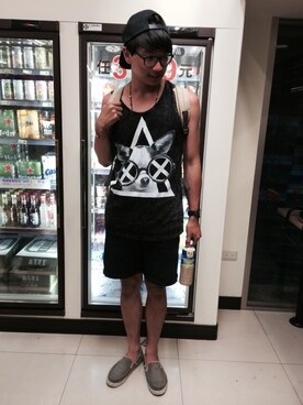 Leo Chenさんのコーディネート