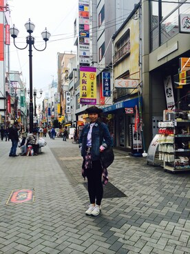「travel」｜「アイテム（デニムジャケット）」を使った、ChingChingHanaさん（レディース・160cm）の秋コーディネート