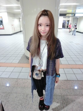 「アイテム（ピーコート）」を使った、依依さん（レディース・158cm・10代）の秋コーディネート