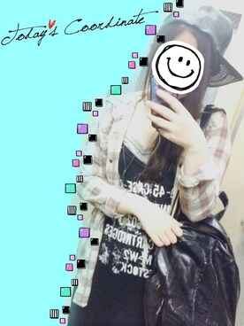 「NineMicrophones（ナインマイクロフォンズ）のアイテム（キャップ、グリーン系）」を使った、Kralaさん（レディース・154cm）の夏コーディネート
