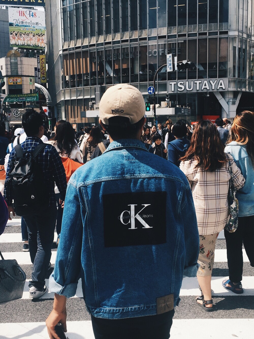 「shibuya」｜「POLO RALPH LAURENのアイテム（キャップ、ベージュ系）」を使った、louissy_さん（メンズ・173cm）の春コーディネートの1枚目の写真