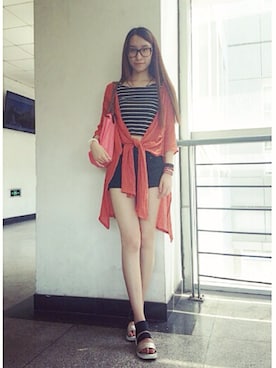 「アイテム（ポンチョ、オレンジ系）」を使った、Amyさん（レディース・167cm）の夏コーディネート