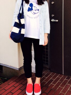 「赤スリッポン（その他シューズ、レッド系）」を使った、mzさん（レディース・156cm）の春コーディネート