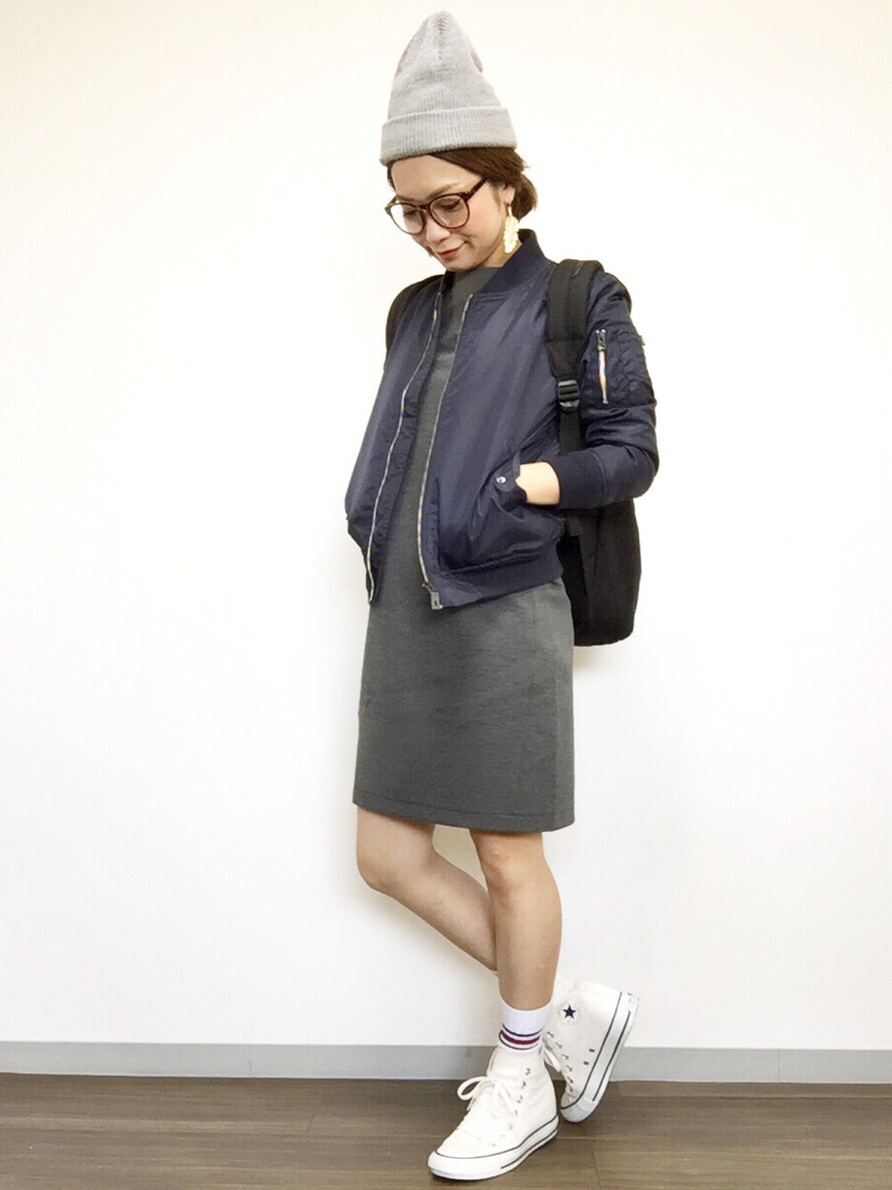 「チビーズ✳︎、服バカ、APF1告知、秋のコーデ、MA-1、ユニクロ、UNIQLO、ニット帽、ワンピース、コンバース」｜「UNIQLOのWOMEN リップルワンピース（7分袖）（ワンピース、グレー系）」を使った、kanaさん（レディース・154cm）の秋コーディネートの1枚目の写真