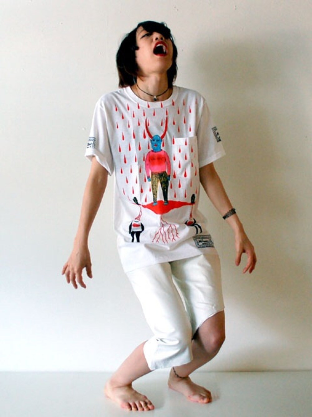「tarzankick、tarzankick!!!、excube、JEREMY SCOTT、JEREMYSCOTT、fashion、osaka fashion」｜「TARZANKICK!!!のアイテム（Tシャツ/カットソー、ホワイト系）」を使った、excube.STYLESさん（レディース・165cm）の夏コーディネートの1枚目の写真