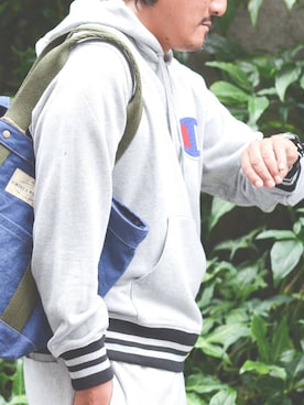 「Champion（チャンピオン）のアイテム（カーゴパンツ）」を使った、UpstairsGenuineShopさん（メンズ・170cm）の春コーディネート