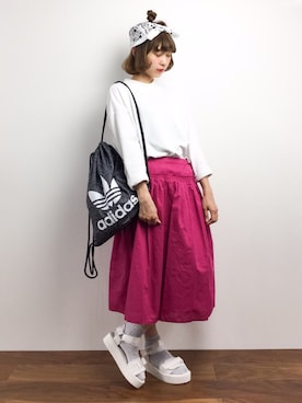 「chambre de charme（シャンブルドゥシャーム）のアイテム（スカート）」を使った、チョコビさん（レディース・154cm）の夏コーディネート