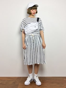 「白キャップ」｜「アイテム（ワンピース/ドレス）」を使った、チョコビさん（レディース・154cm）の夏コーディネート