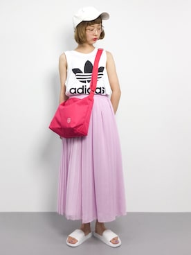 「adidas Originals（アディダスオリジナルス）のアイテム（サンダル）」を使った、チョコビさん（レディース・154cm）の夏コーディネート