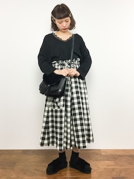 「chambre de charme（シャンブルドゥシャーム）のアイテム（スカート）」を使った、チョコビさん（レディース・154cm）の秋コーディネート