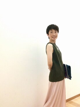 「UNIQLO（ユニクロ）のアイテム（Knitwear、グリーン系）」を使った、てらりんさん（レディース・155cm）の春コーディネート