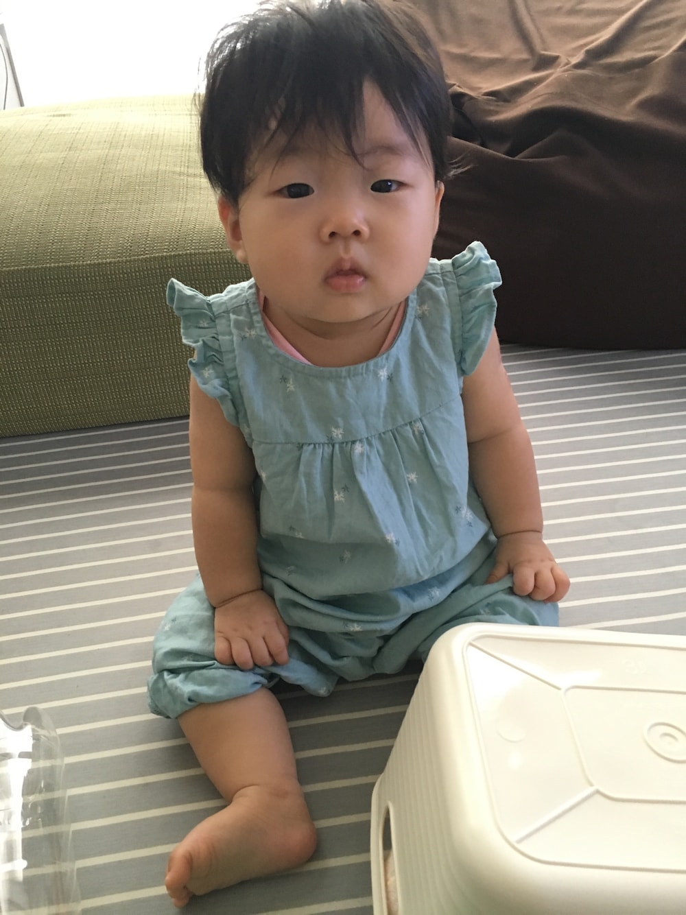 ブルー系のつなぎ/オールインワン、その他のママ&ベビー、その他のママ&ベビーを着用したキッズの夏コーディネートの1枚目の写真