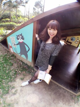 「TRIP」｜「アイテム（アクセサリー）」を使った、Amelia_Chungさん（レディース・156cm）の春コーディネート