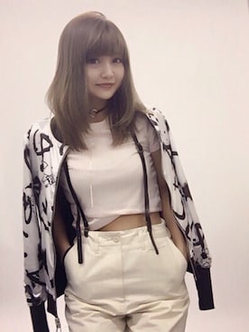 「BARAK（バラク）のアイテム（ナイロンジャケット）」を使った、後藤麻美さん（レディース・160cm）の春コーディネート