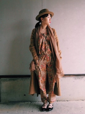 「アイテム（つなぎ/オールインワン、ベージュ系）」を使った、NAOさん（レディース・152cm）の春コーディネート