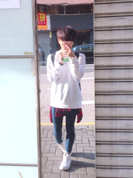 「UNIQLO（ユニクロ）のアイテム（その他トップス、ホワイト系）」を使った、ゲーリーさん（メンズ・171cm）の秋コーディネート