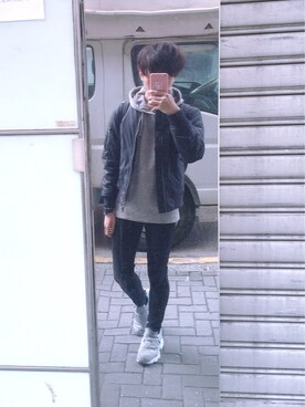 「UNIQLO（ユニクロ）のアイテム（ミリタリージャケット、ブラック系）」を使った、ゲーリーさん（メンズ・171cm）の秋コーディネート