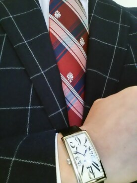 「アイテム（ネクタイ、レッド系）」を使った、豚麺さん（メンズ・172cm）の冬コーディネート