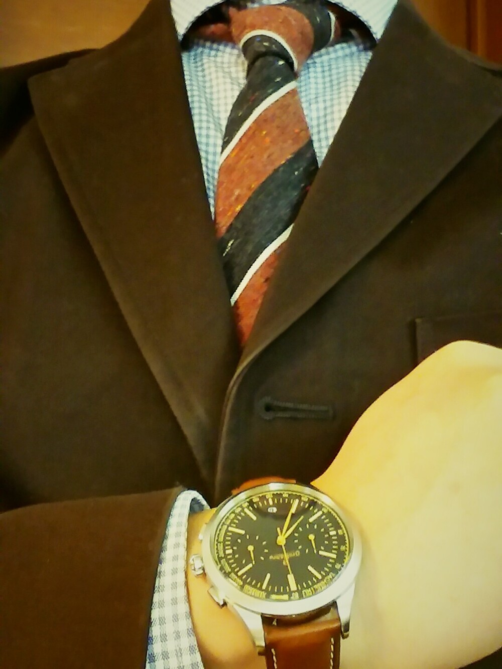 「OrobiancoのDELPAPA CHRONO 【MENS】（アナログ腕時計、ブラック系）」を使った、豚麺さん（メンズ・172cm）の冬コーディネートの1枚目の写真